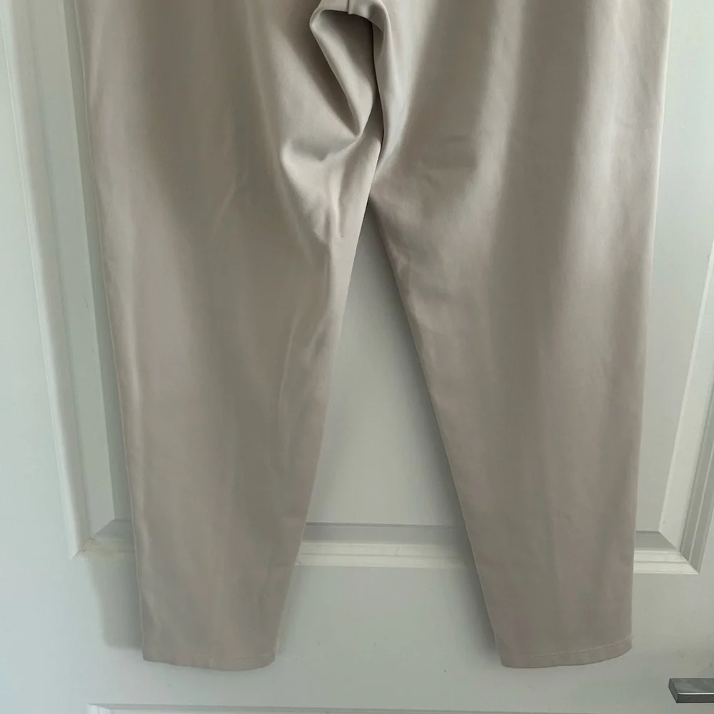 Athleta Venice Pintuck Pant - Picture 6 of 11